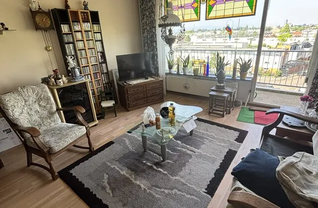 Team bezig met woningontruiming